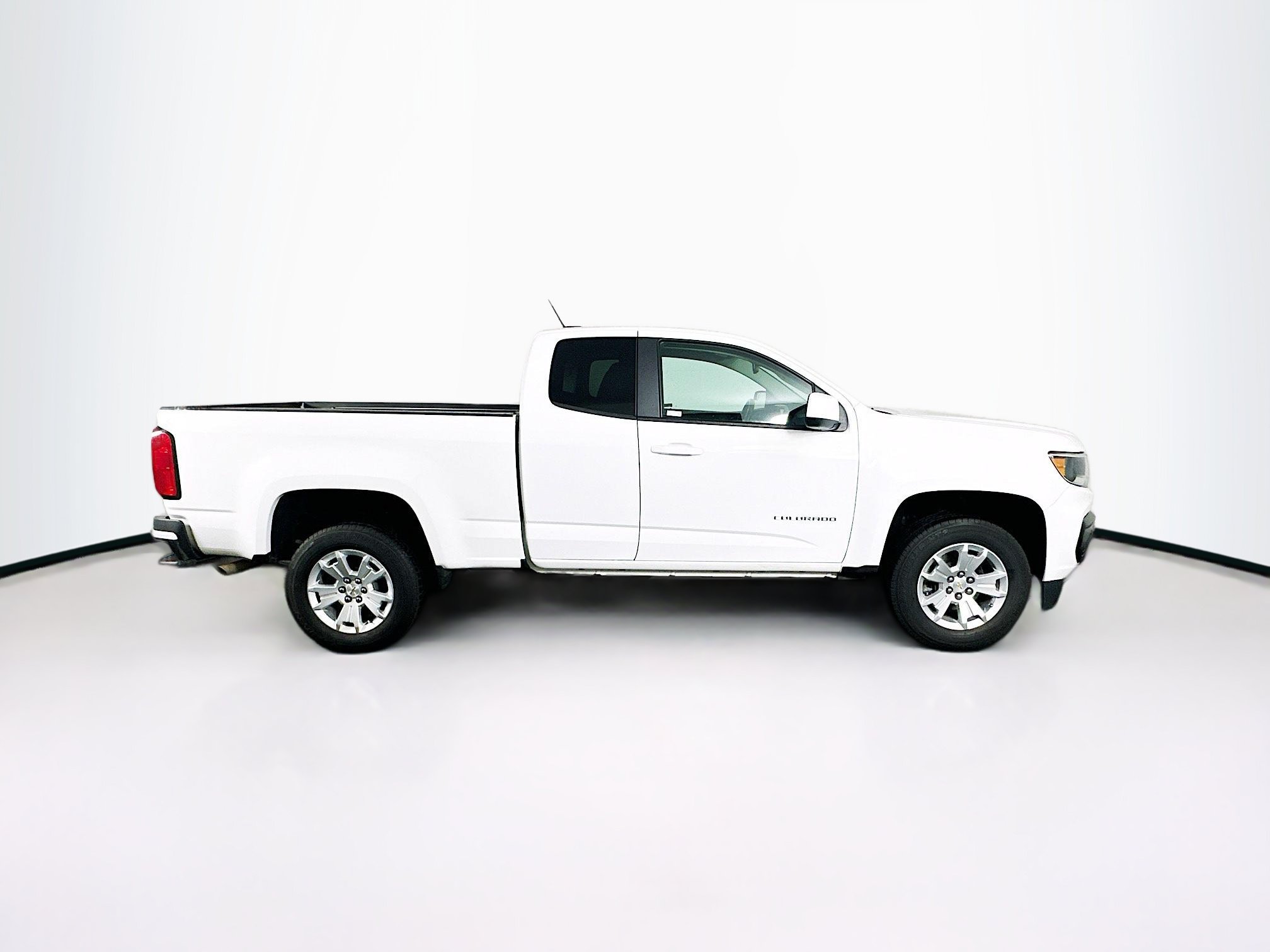 Used 2022 Chevrolet Colorado LT w/ Fleet Safety Package RWD image 10