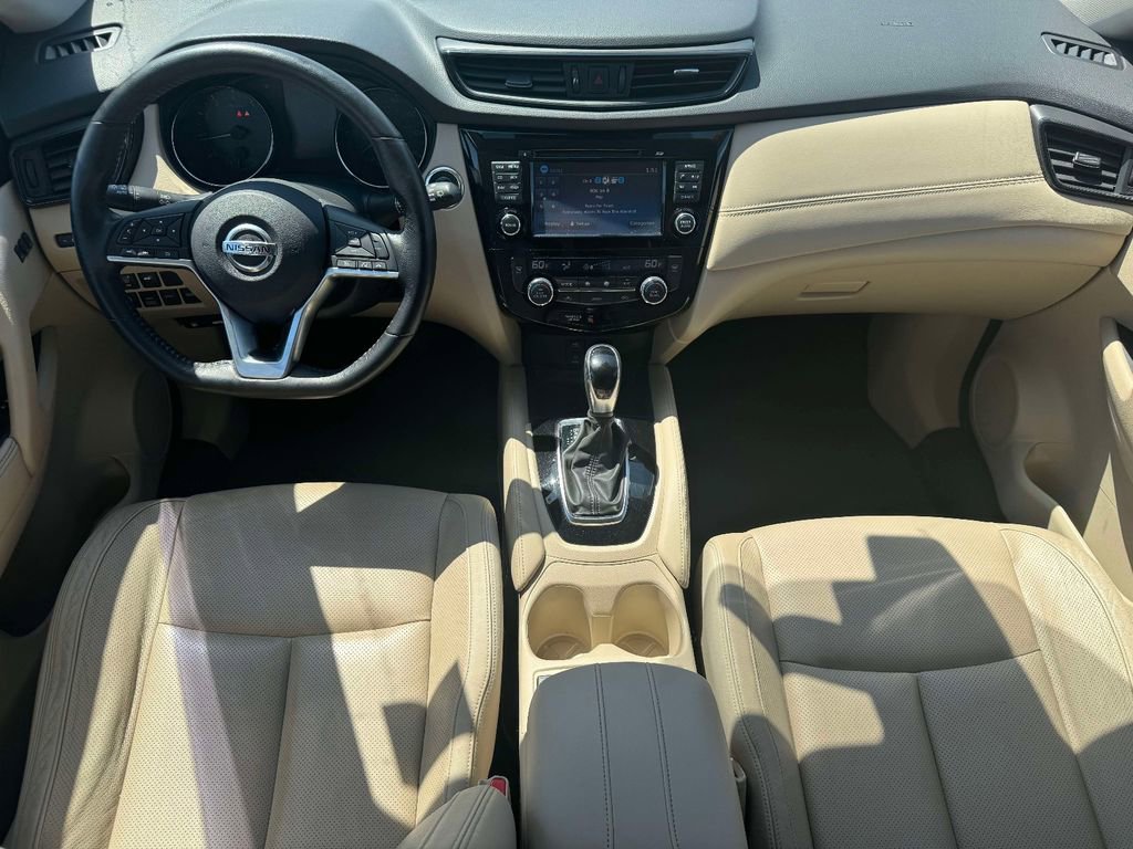 Used 2017 Nissan Rogue SL AWD/4WD image 12