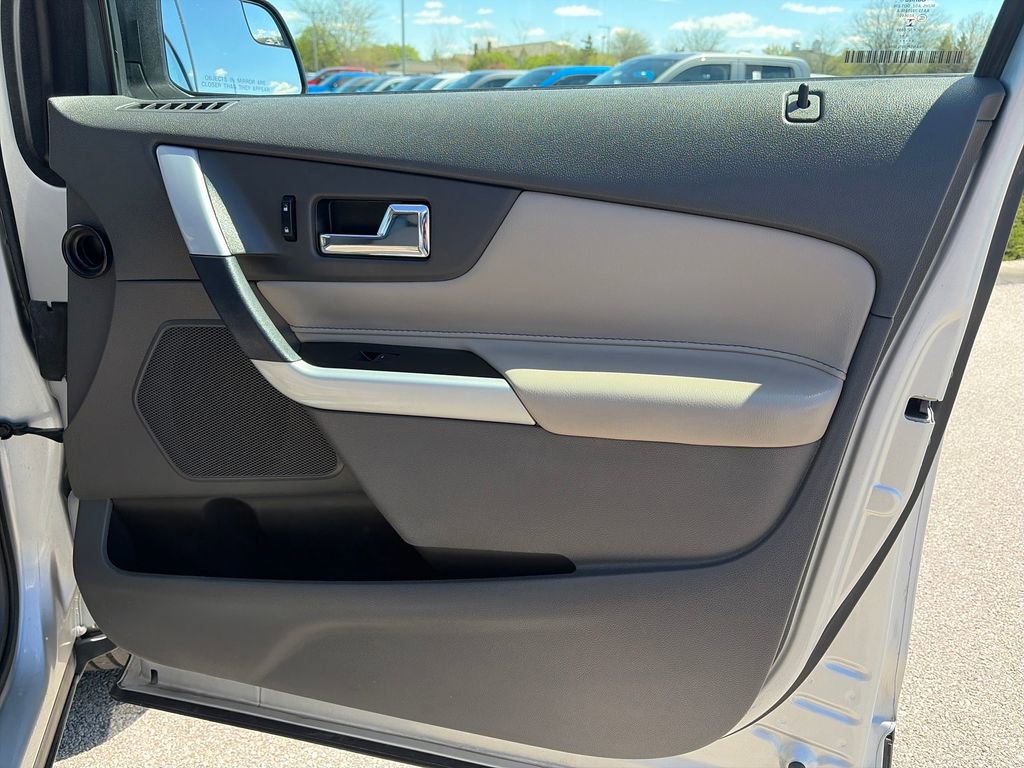 Used 2014 Ford Edge SE w/ Equipment Group 101A image 9
