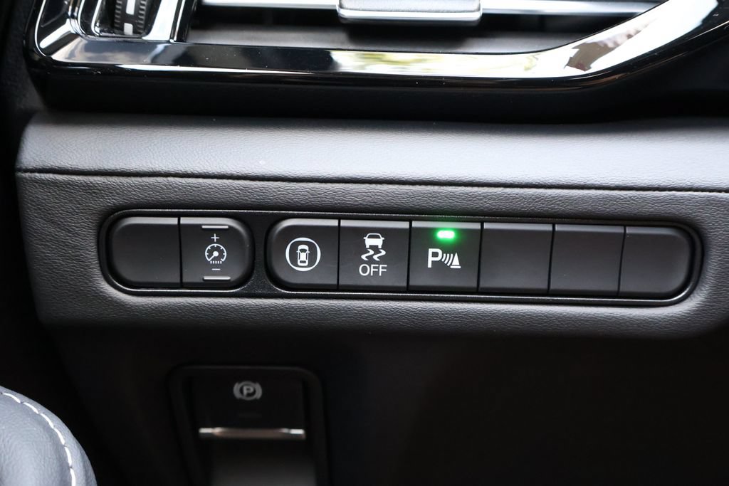Used 2025 Acura MDX FWD w/ Technology Package image 40