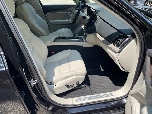 Certified 2023 Volvo XC90 B6 Plus w/ Protection Package Premier AWD/4WD image 13