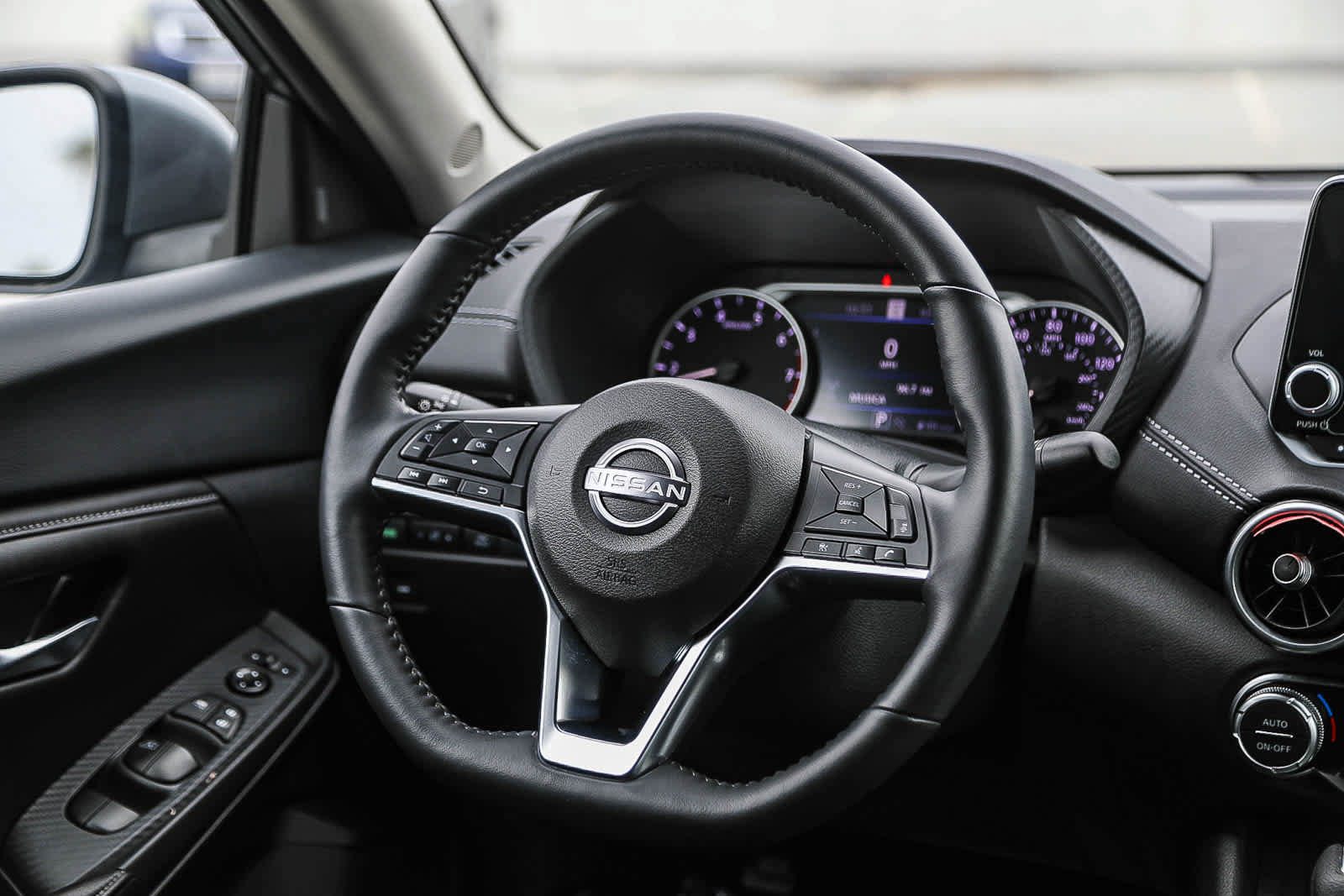 Used 2025 Nissan Sentra SV w/ All-Weather Package FWD image 15