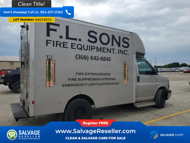 Used 2010 Chevrolet Express 3500 image 4