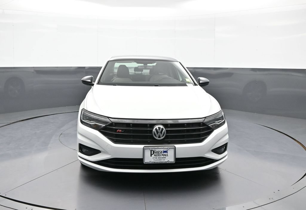 Used 2020 Volkswagen Jetta R-Line w/ R-Line Cold Weather Package FWD image 2