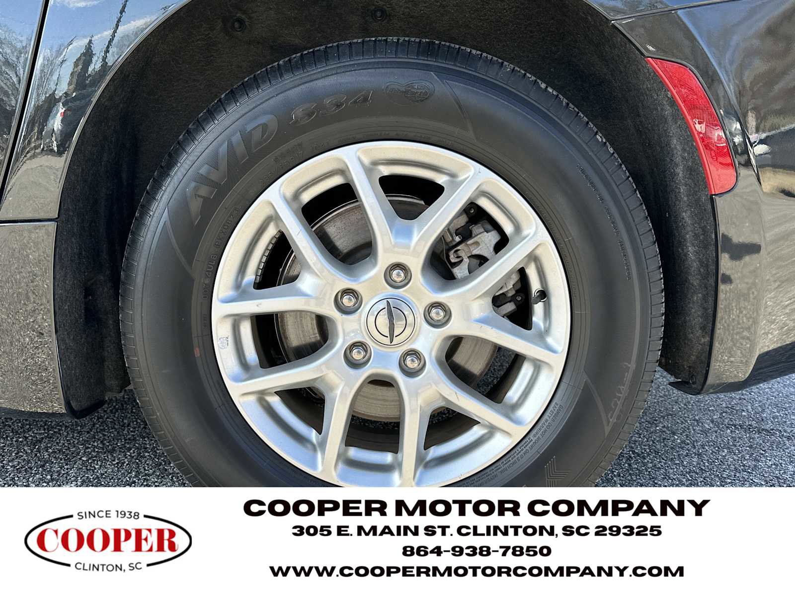 Used 2023 Chrysler Voyager LX image 19