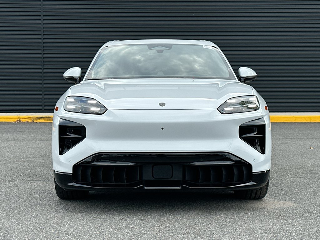 New 2026 Porsche Cayenne Turbo AWD/4WD image 6