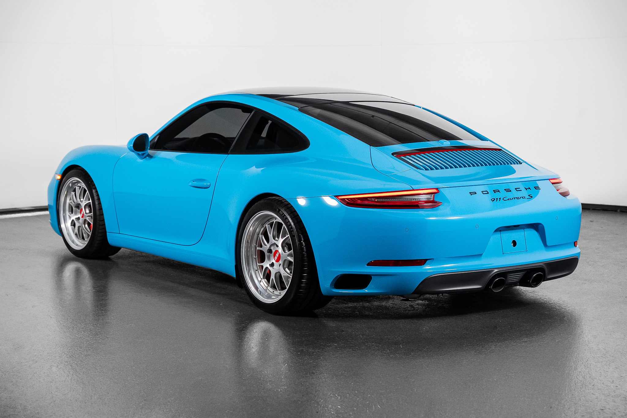 Used 2018 Porsche 911 Carrera S RWD image 21