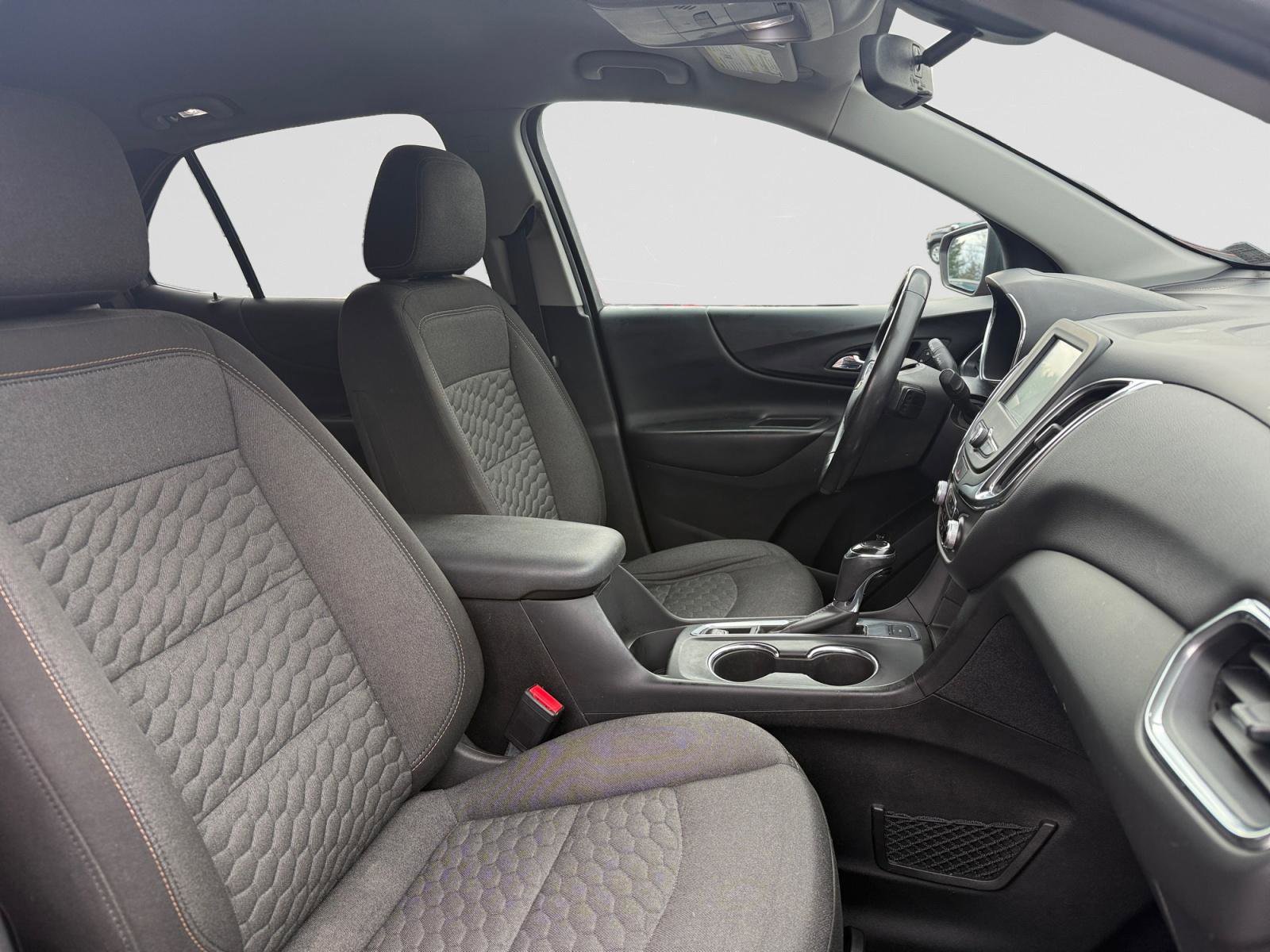 Used 2018 Chevrolet Equinox LT image 15