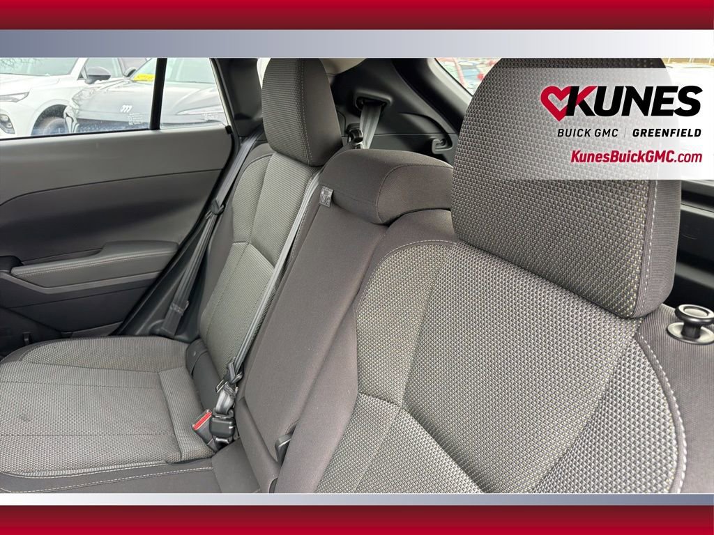 Used 2024 Subaru Crosstrek 2.0i Premium image 32