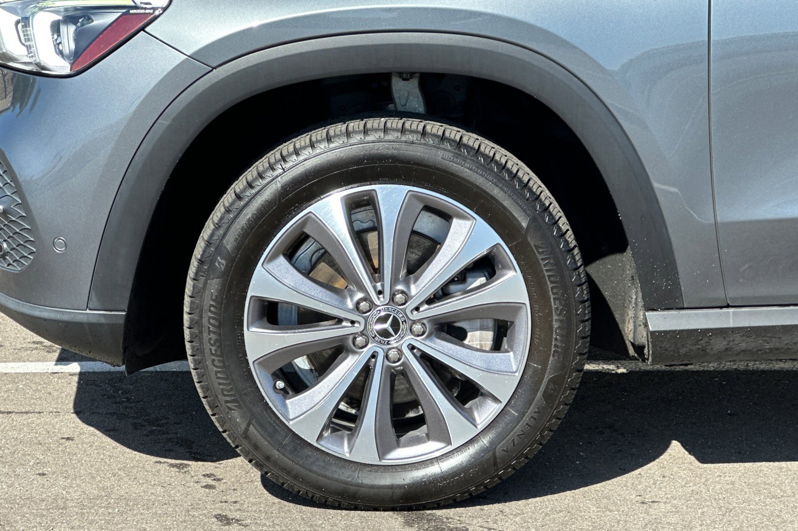 Certified 2022 Mercedes-Benz GLE 350 4MATIC w/ Premium Package image 26