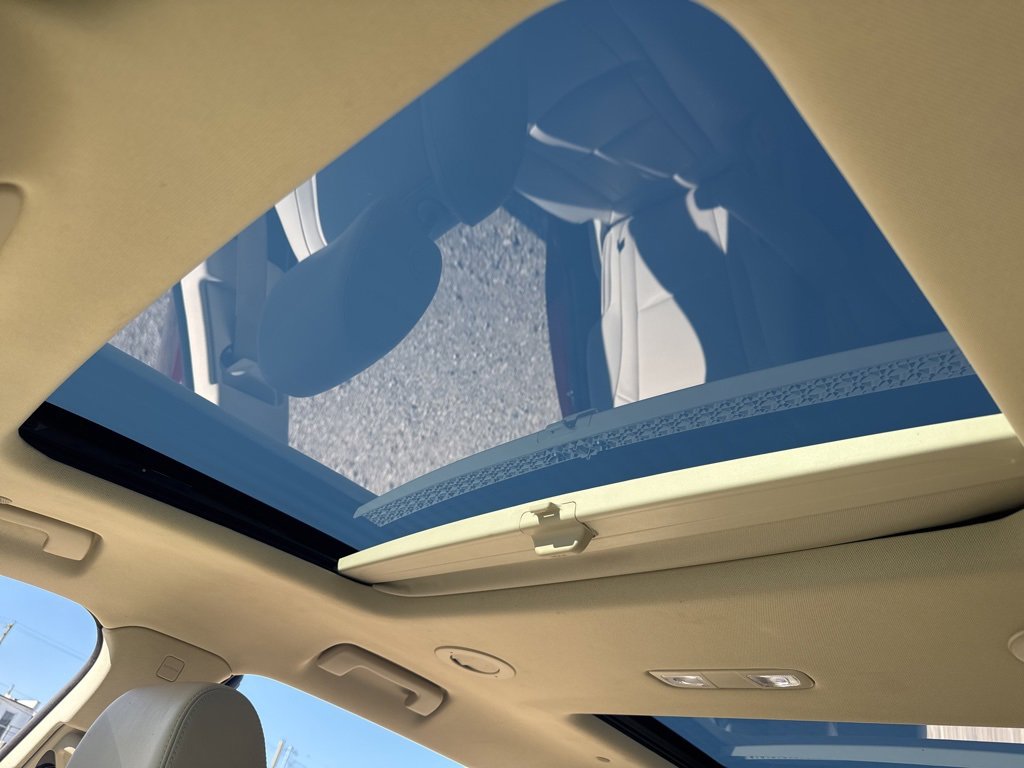 Used 2023 Buick Enclave Essence w/ Experience Buick Package image 25