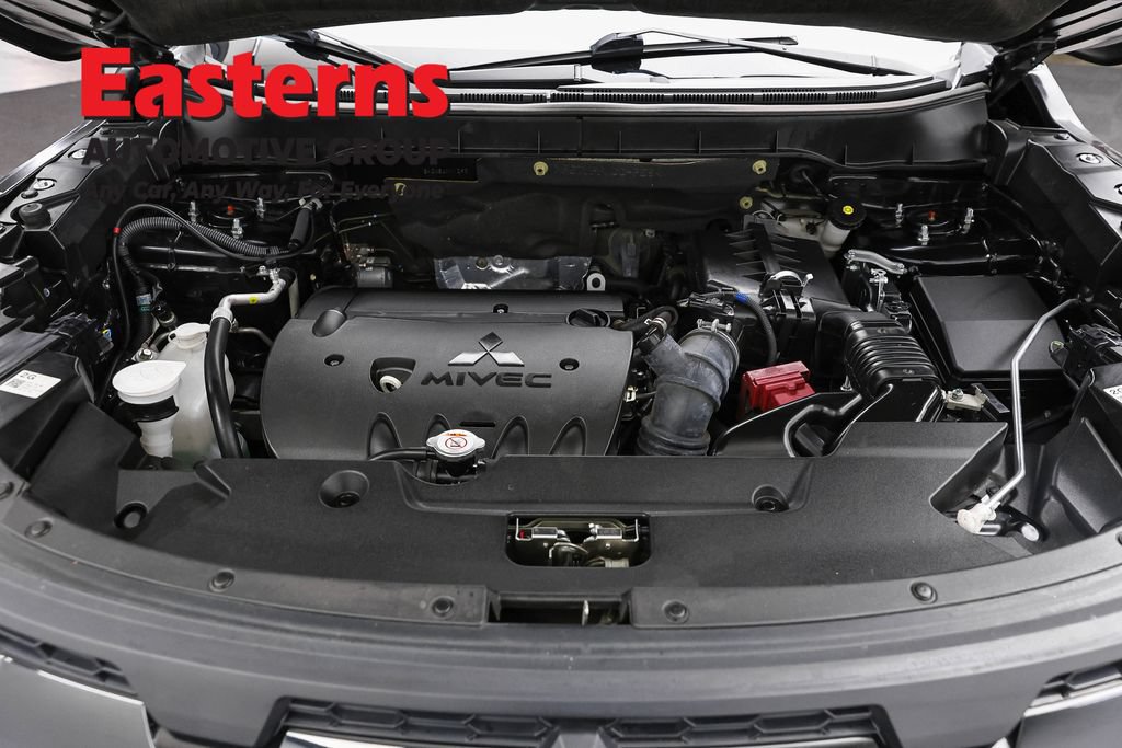Used 2025 Mitsubishi Outlander Sport LE AWD/4WD image 9