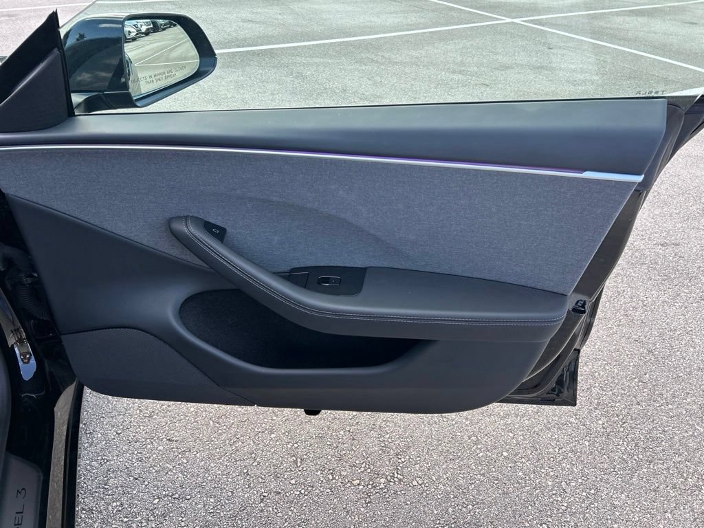 Used 2025 Tesla Model 3 RWD image 33