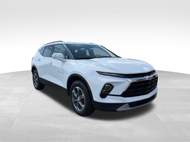 Used 2024 Chevrolet Blazer LT w/ LPO, Floor Liner Package FWD image 3