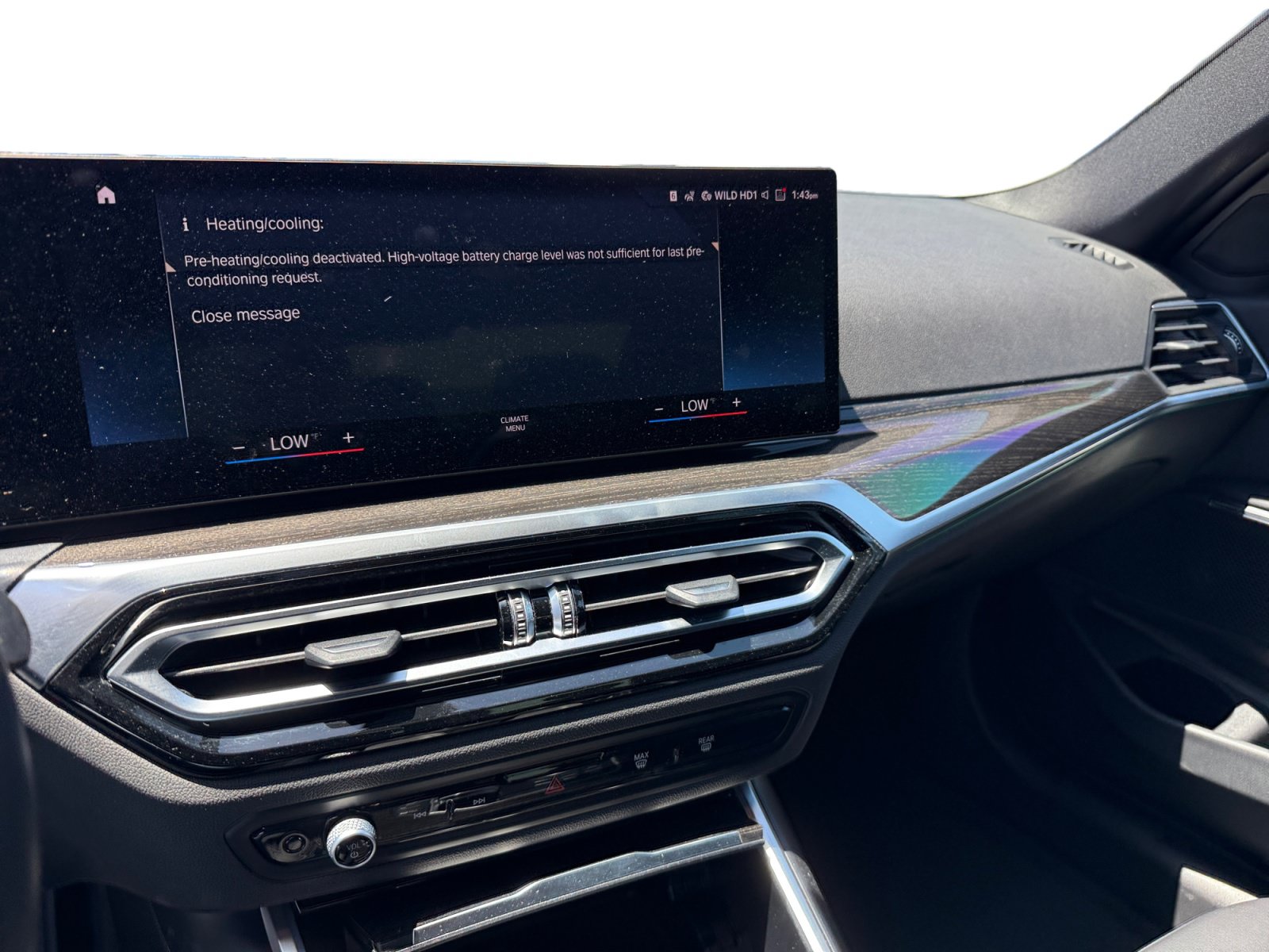 Used 2023 BMW 330e w/ Driving Assistance Package RWD image 12