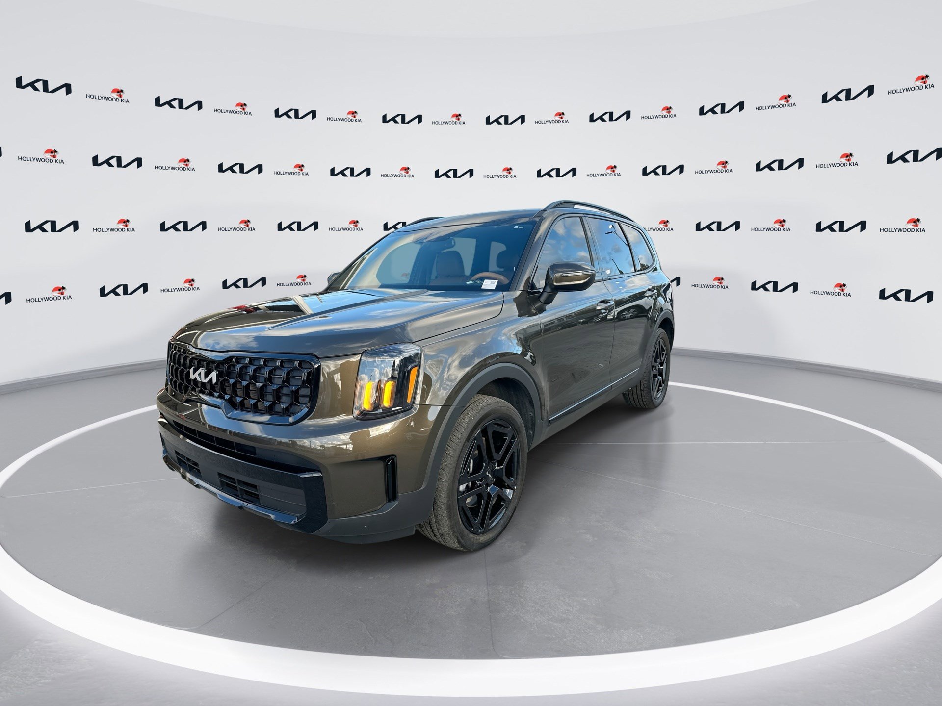 Used 2024 Kia Telluride EX X-Line AWD/4WD image 4