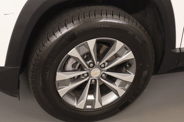 Used 2025 Chevrolet Equinox LT w/ Convenience Package II AWD/4WD image 7