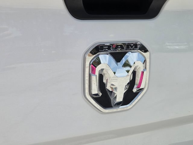 Certified 2024 RAM 2500 Big Horn w/ Off Road Package AWD/4WD image 11