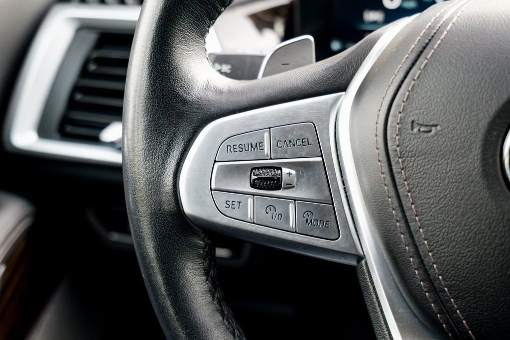 Used 2024 BMW X7 xDrive40i image 48