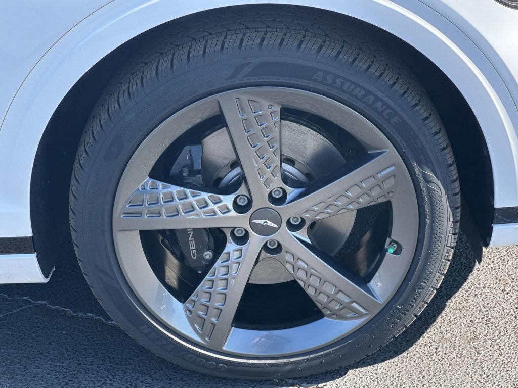 Used 2022 Genesis GV70 3.5T Sport w/ Sport Prestige Package AWD/4WD image 12