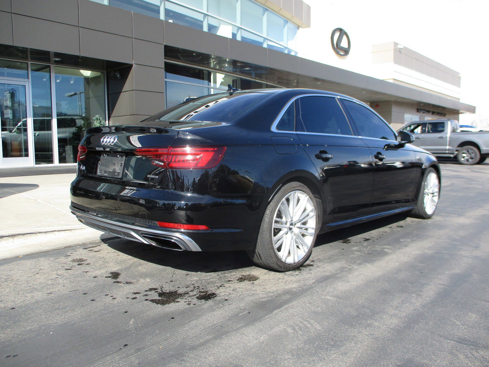 Used 2019 Audi A4 2.0T Premium Plus w/ Premium Plus Package image 10