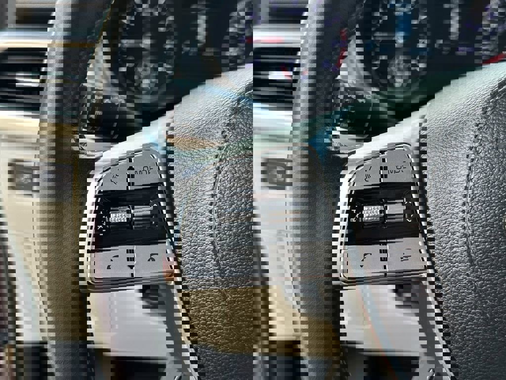 Used 2021 Kia Telluride S image 34