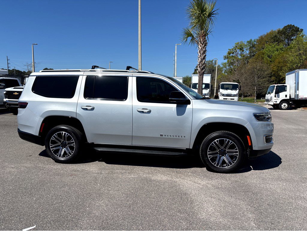 Used 2024 Jeep Wagoneer w/ Premium Group I image 29