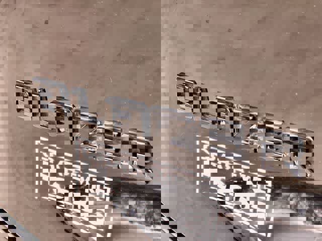 Used 2023 Chevrolet Blazer Premier w/ Enhanced Convenience Package image 8