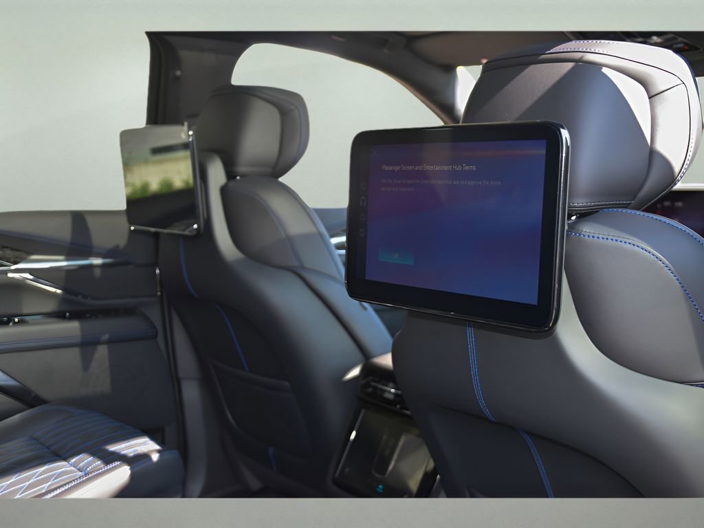 New 2026 Cadillac Escalade IQL Luxury image 17