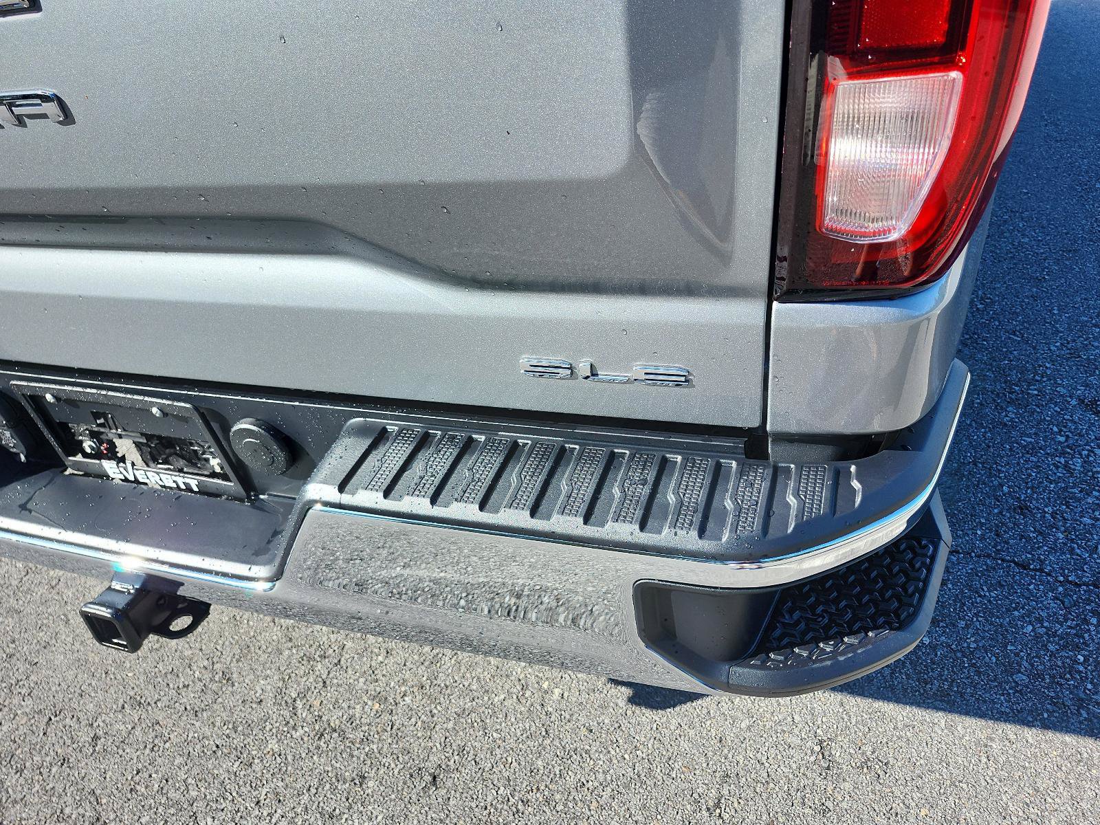 New 2026 GMC Sierra 1500 SLE AWD/4WD image 5