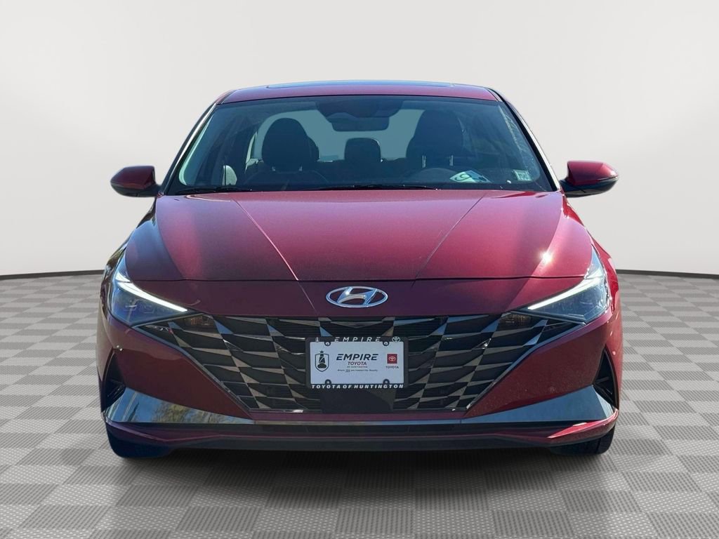 Used 2023 Hyundai Elantra Limited FWD image 2