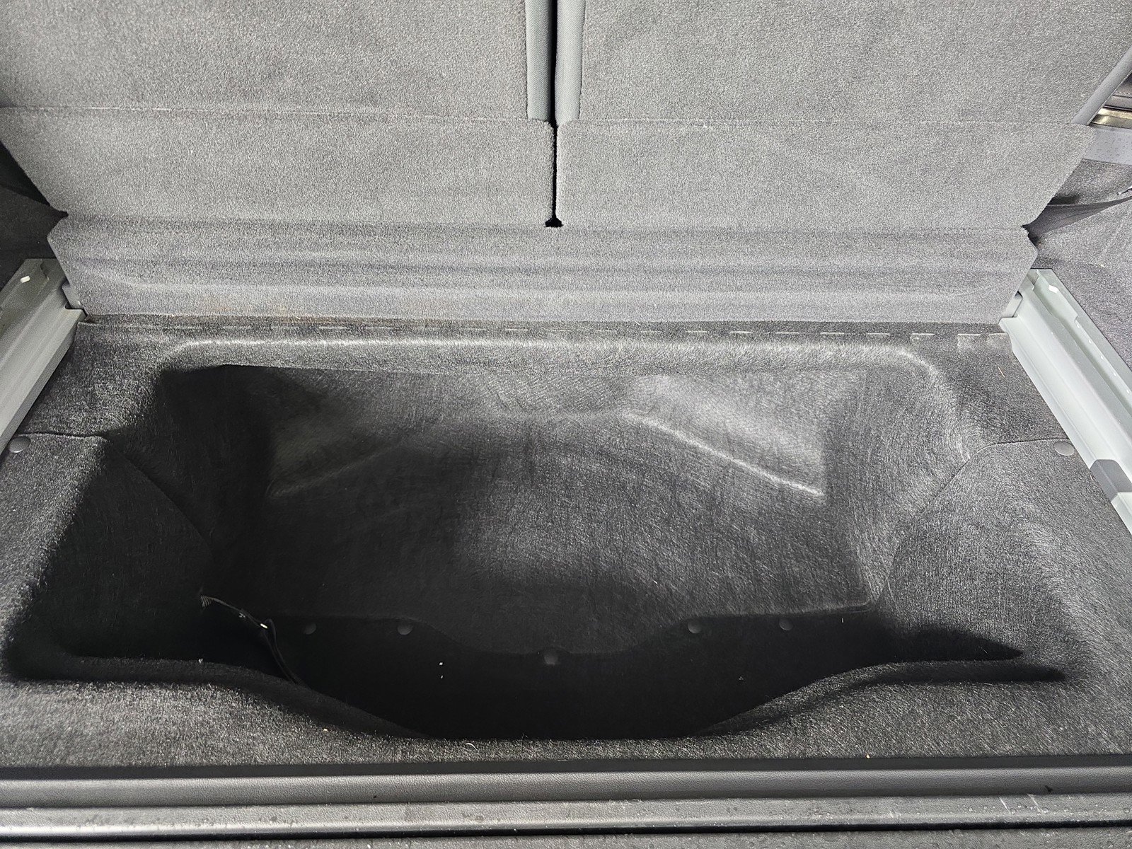 Used 2022 Rivian R1S Launch Edition image 26