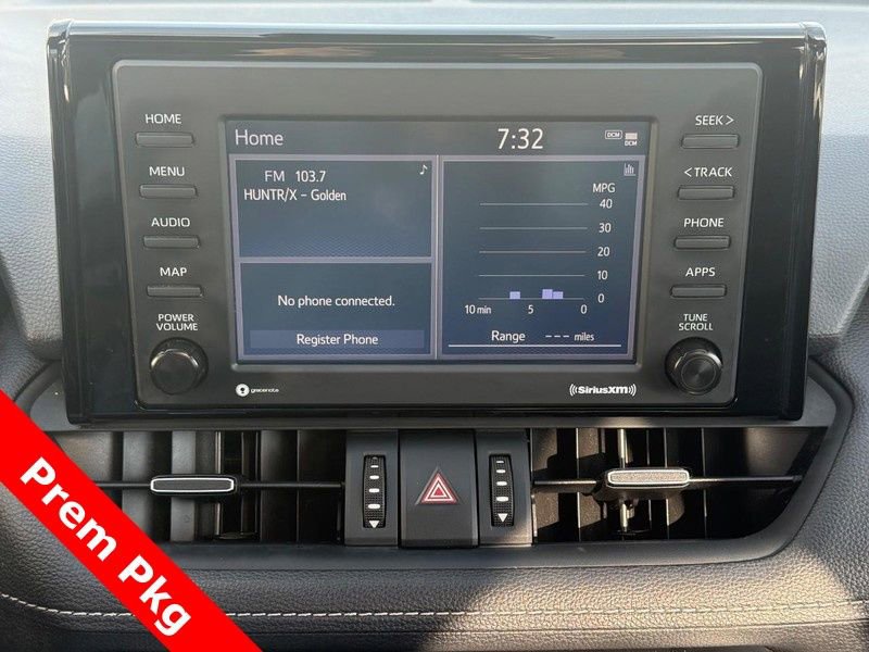 Used 2022 Toyota RAV4 XLE Premium w/ Carpet Mat Package (TMS) image 17