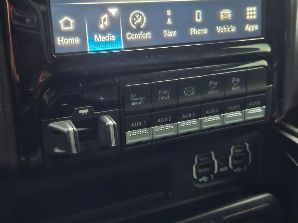 Certified 2022 RAM 2500 Limited image 33