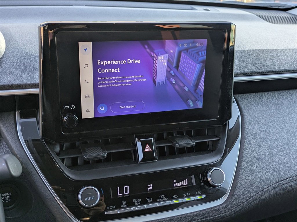 Used 2025 Toyota Corolla Cross LE image 15