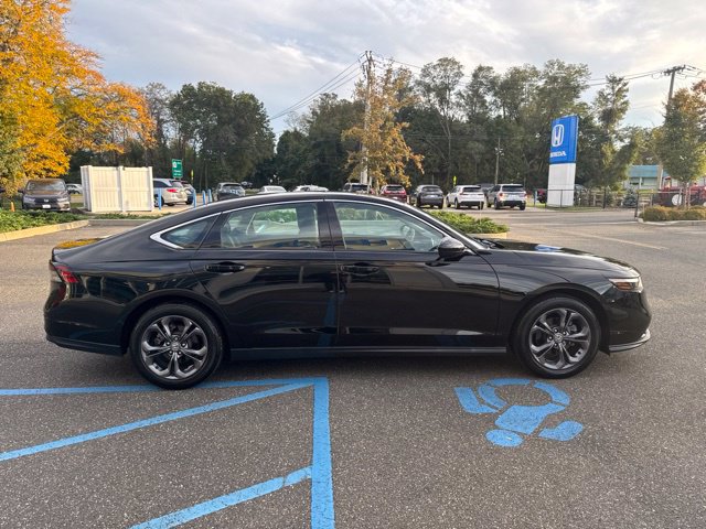 Certified 2023 Honda Accord EX image 9