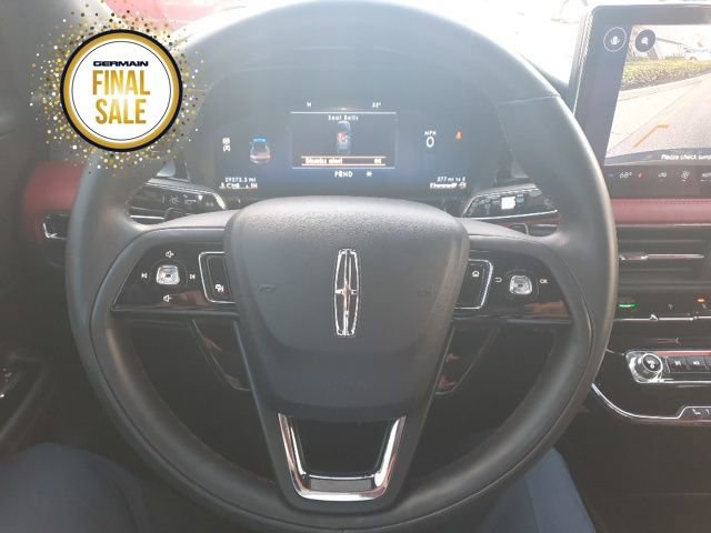 Used 2023 Lincoln Corsair Reserve w/ Jet Appearance Package image 13