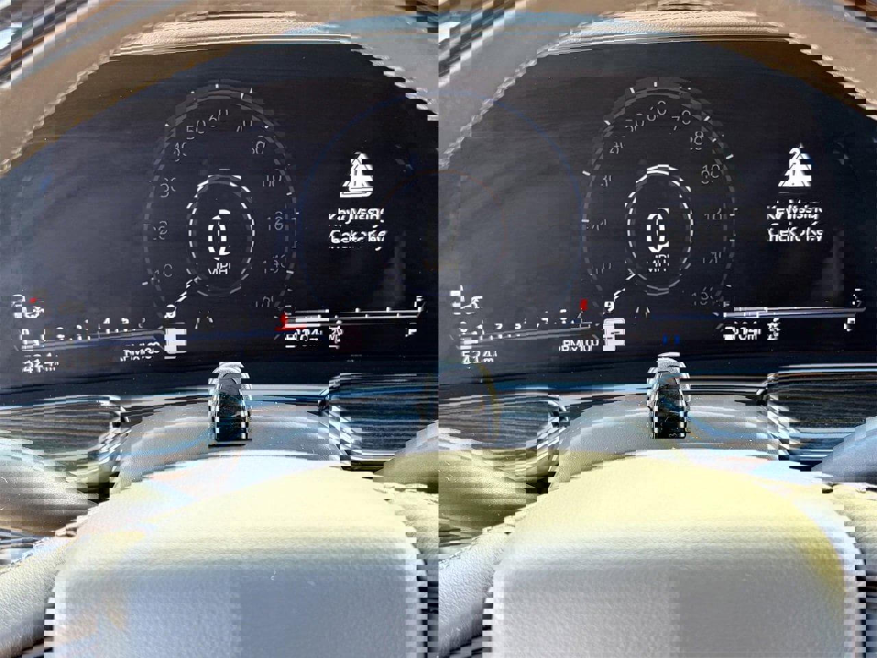 Certified 2022 Cadillac Escalade ESV Sport w/ Touring Package image 24