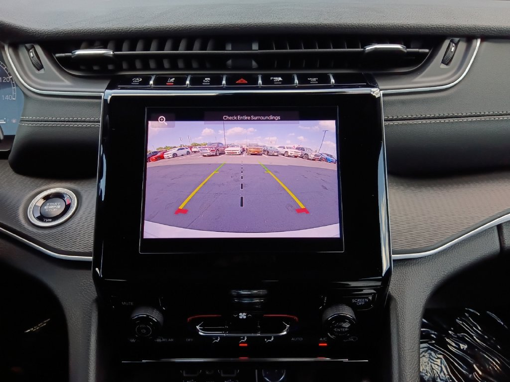 New 2026 Jeep Grand Cherokee L Laredo RWD image 9