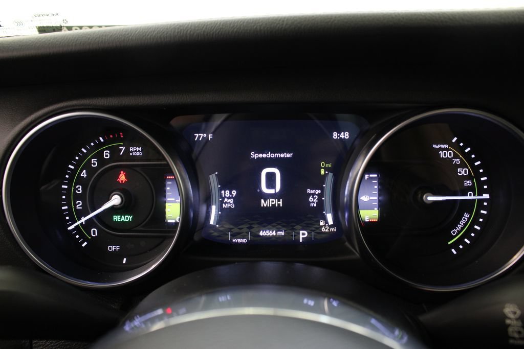 Used 2021 Jeep Wrangler Unlimited Sahara AWD/4WD image 10