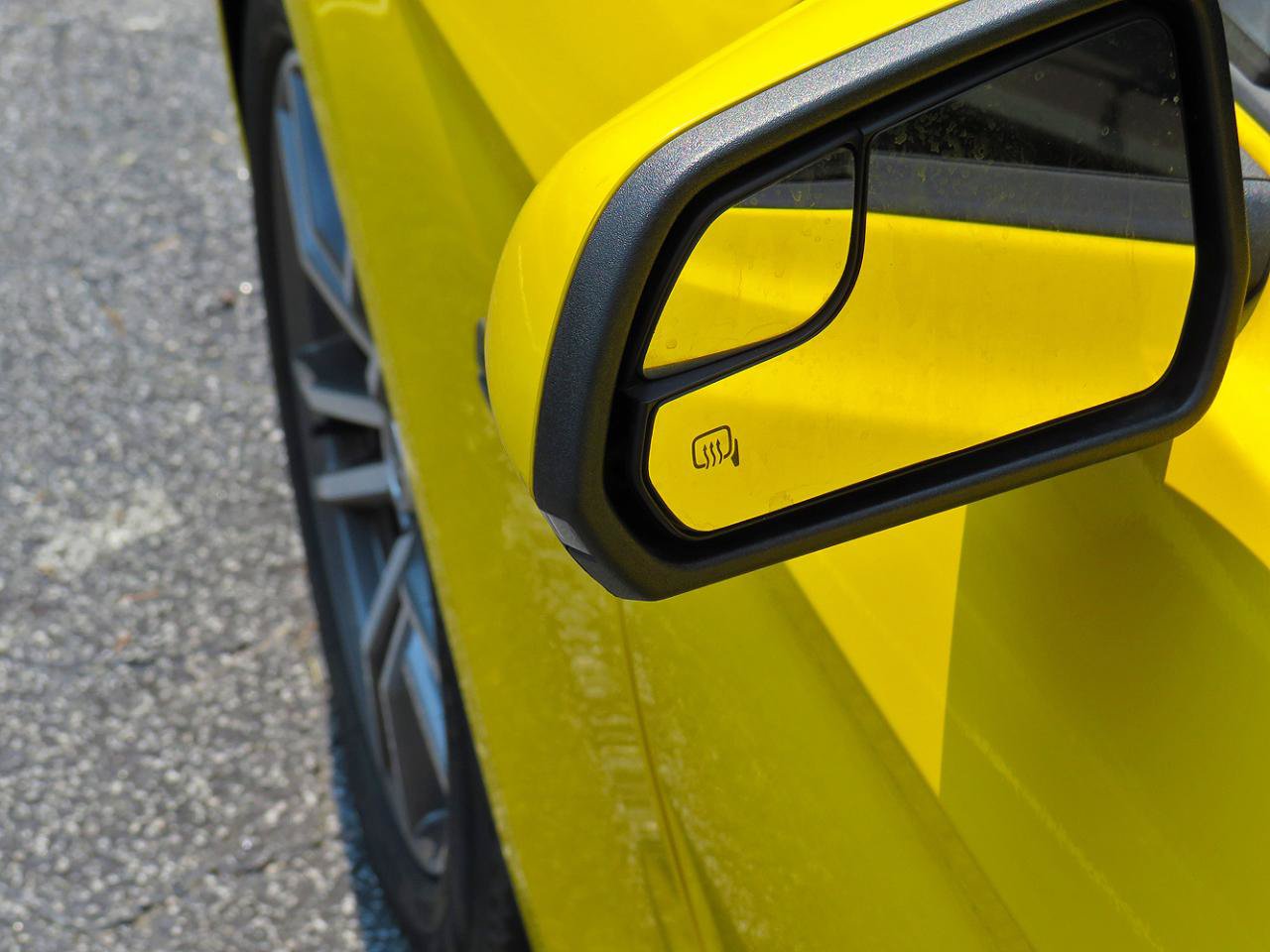 Used 2018 Ford Mustang GT Premium RWD image 14