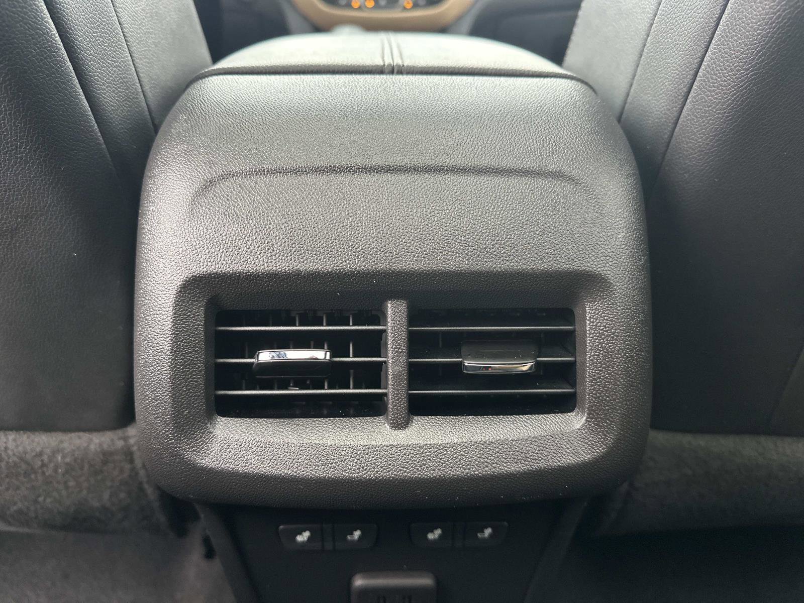 Certified 2023 Chevrolet Equinox Premier image 16