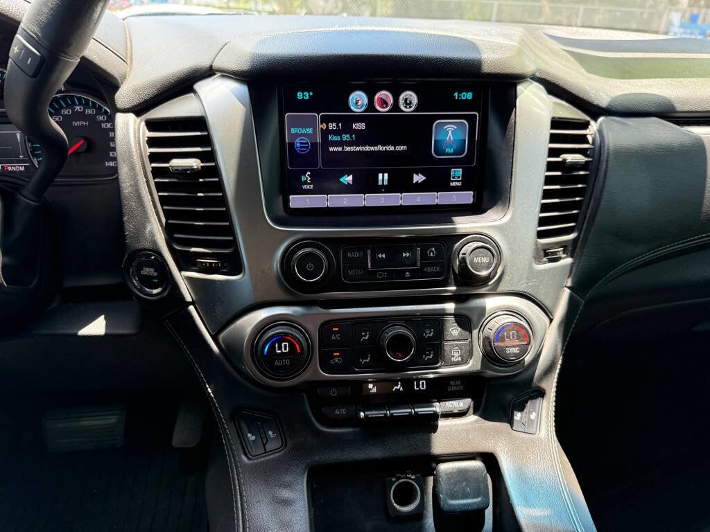 Used 2015 Chevrolet Suburban LT image 17