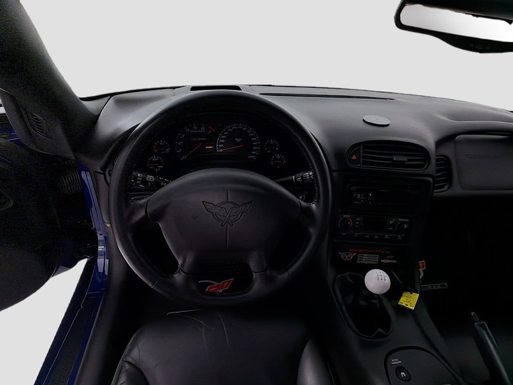 Used 2004 Chevrolet Corvette Z06 w/ Z06 Preferred Equipment Group RWD image 21
