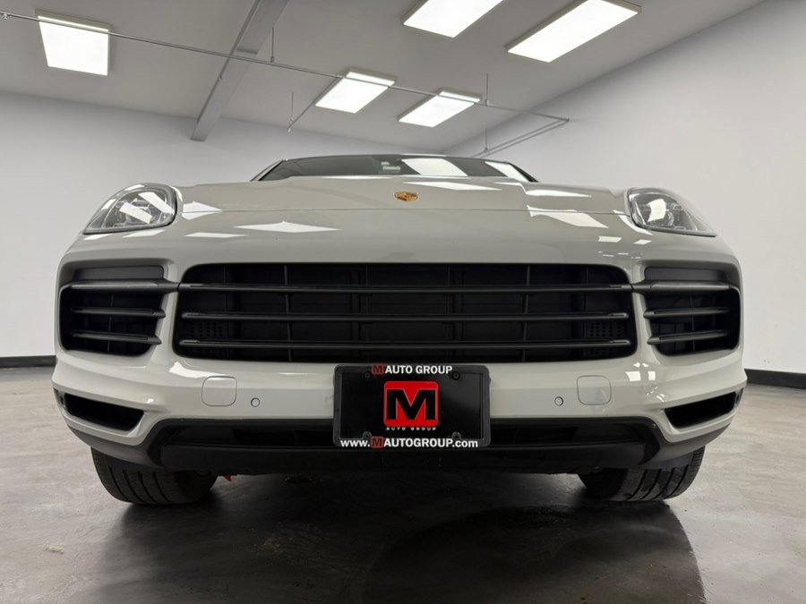 Used 2022 Porsche Cayenne Coupe AWD/4WD image 13