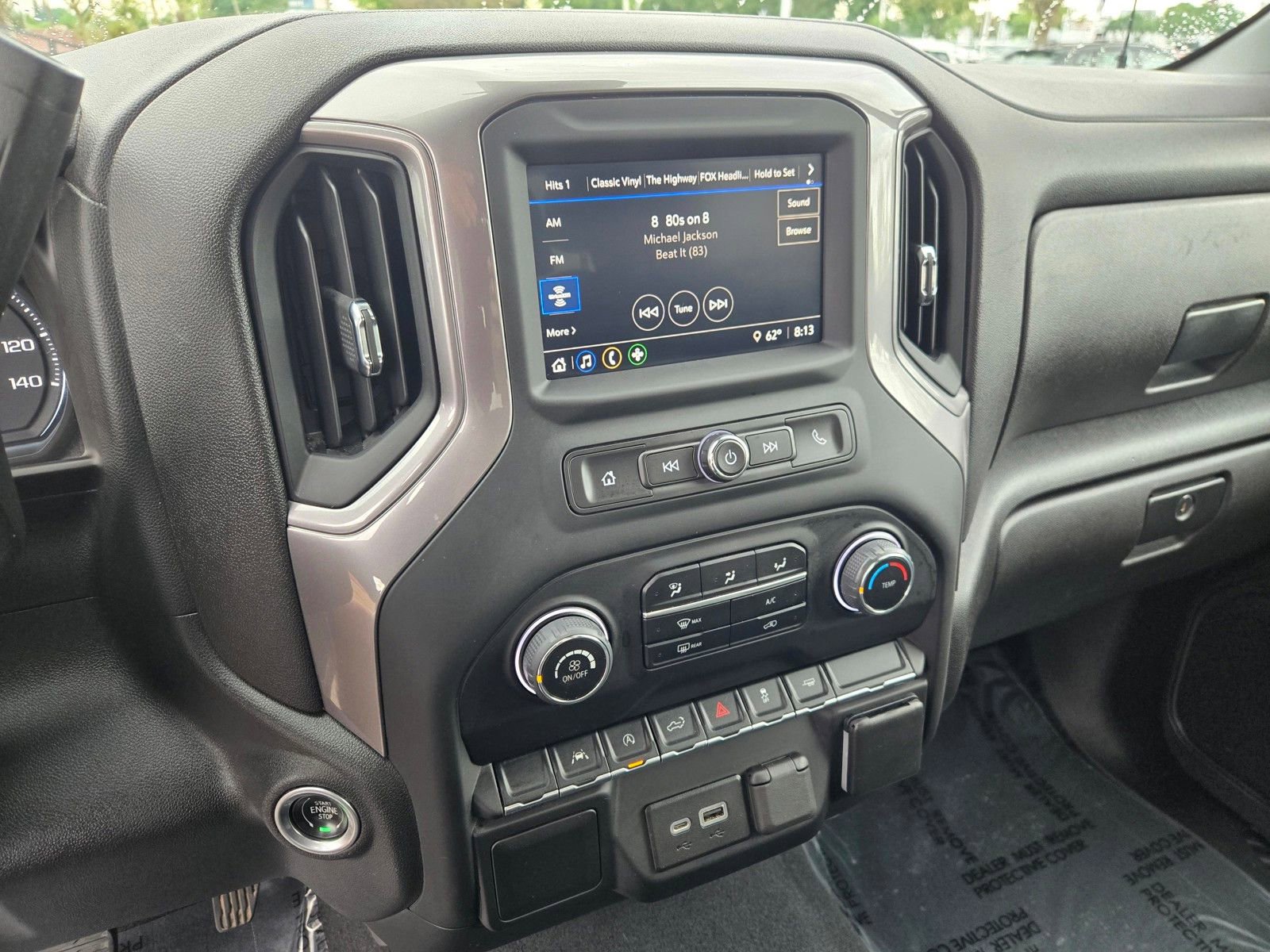 Used 2022 Chevrolet Silverado 1500 Custom image 18