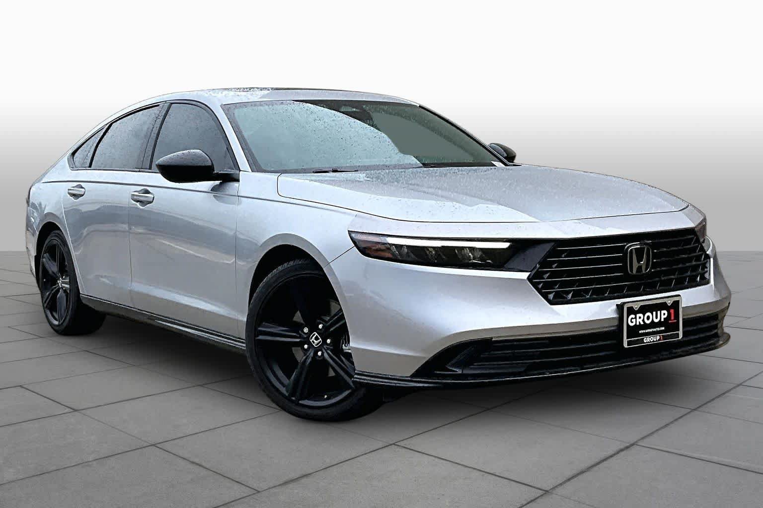 Used 2024 Honda Accord Sport image 3