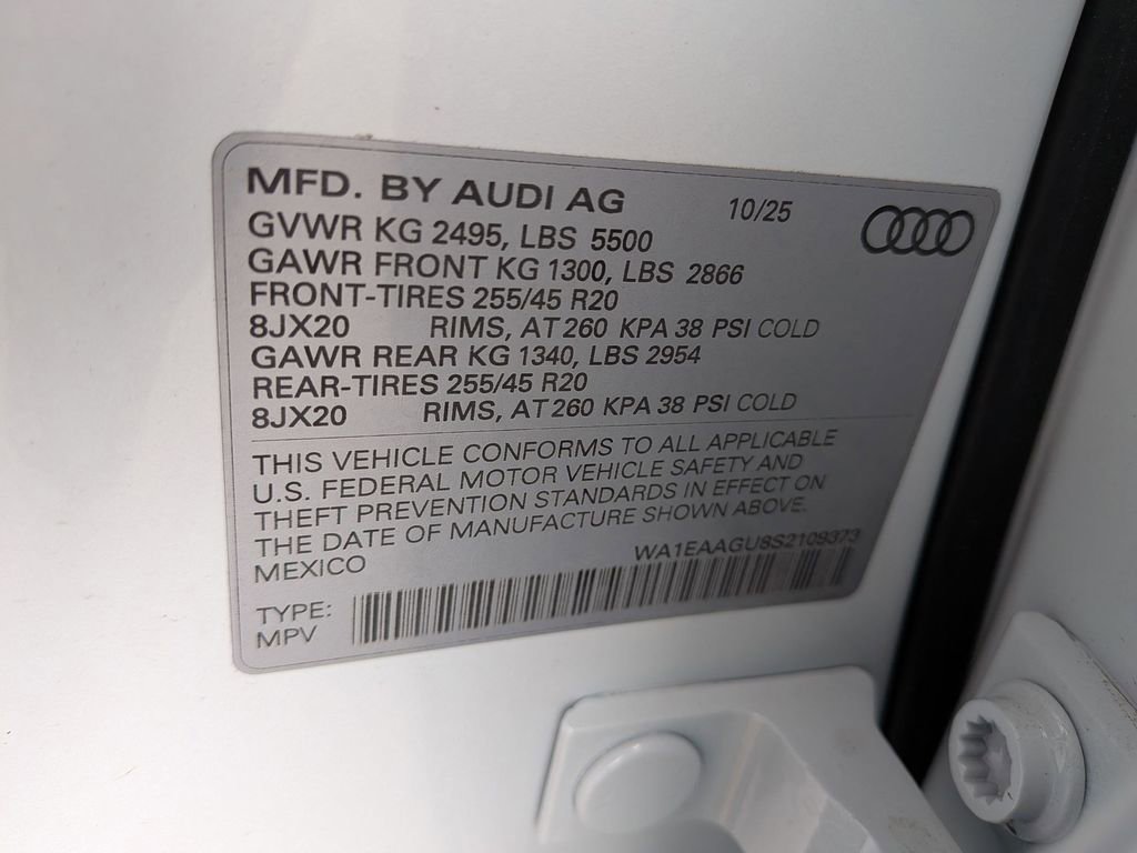 New 2025 Audi Q5 Premium Plus image 17