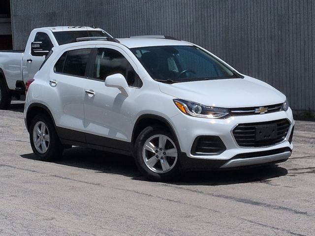 Used 2019 Chevrolet Trax LT w/ LT Convenience Package FWD image 11
