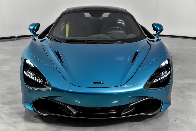 Used 2020 McLaren 720S Spider RWD image 4